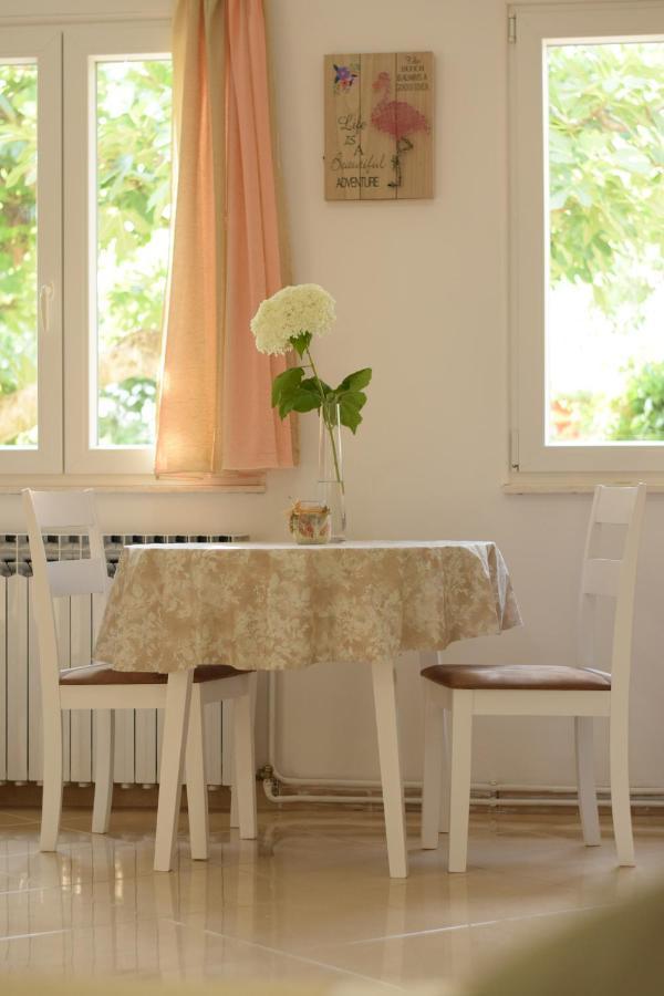 Studio Apartman Marina Vodice Eksteriør billede